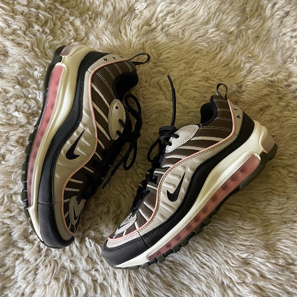 Nike Air Max ladies shoes